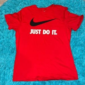 Nike T-Shirt